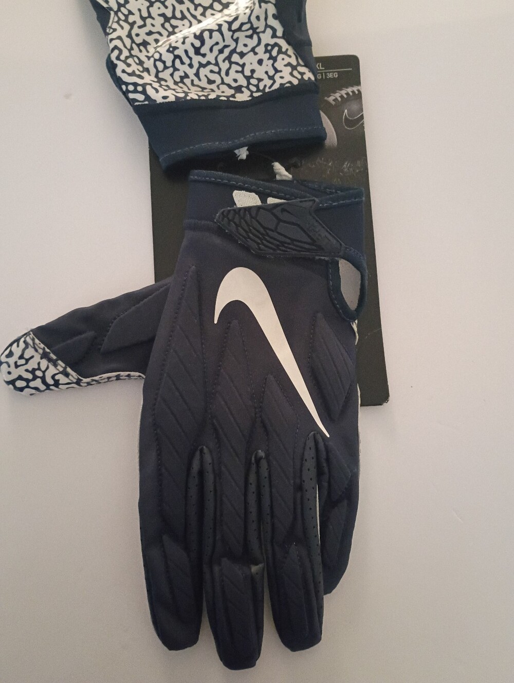 Nike - Picture 5 of 6